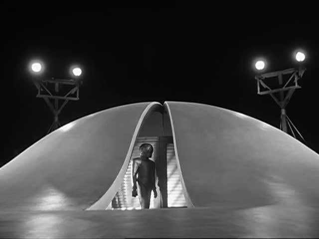 Didactic ending of The Day the Earth Stood Still