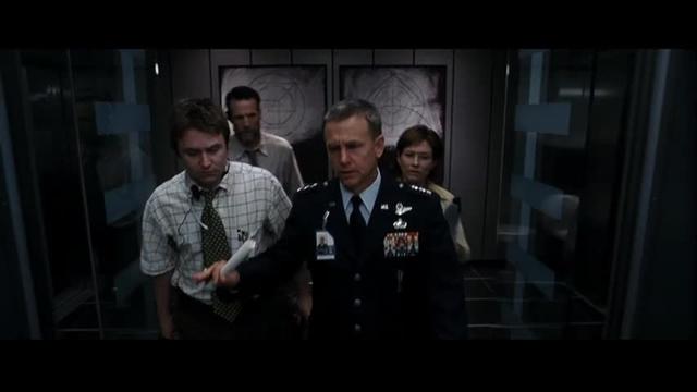 Civilians allow a computer virus to take over the Pentagon