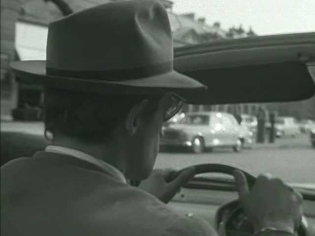 Jump cuts in Breathless